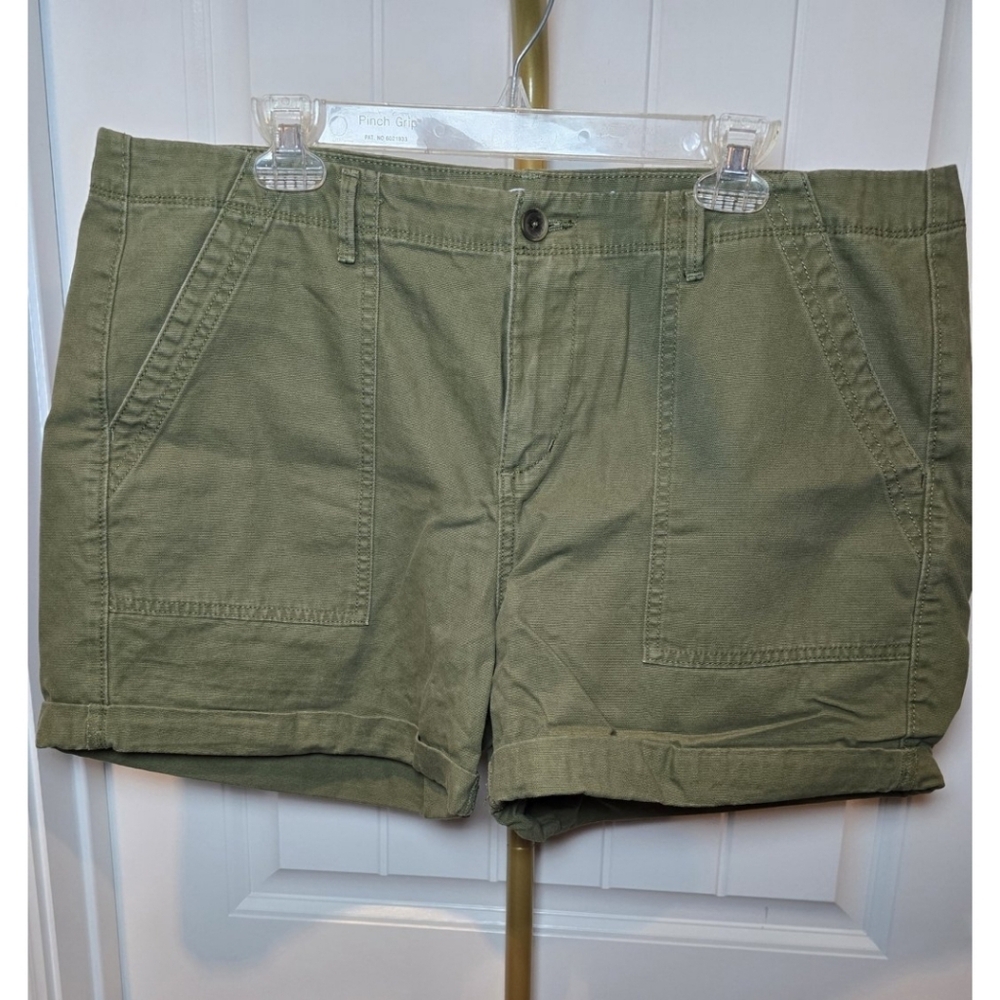 Old Navy Womens Shorts Army Green Boyfriend Size 16